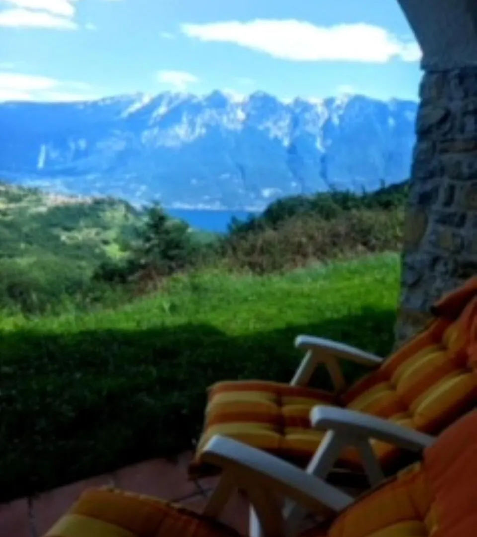 Schoene Ferienwohnung Mit Herrlichem Blick Zum Gardasee Tignale